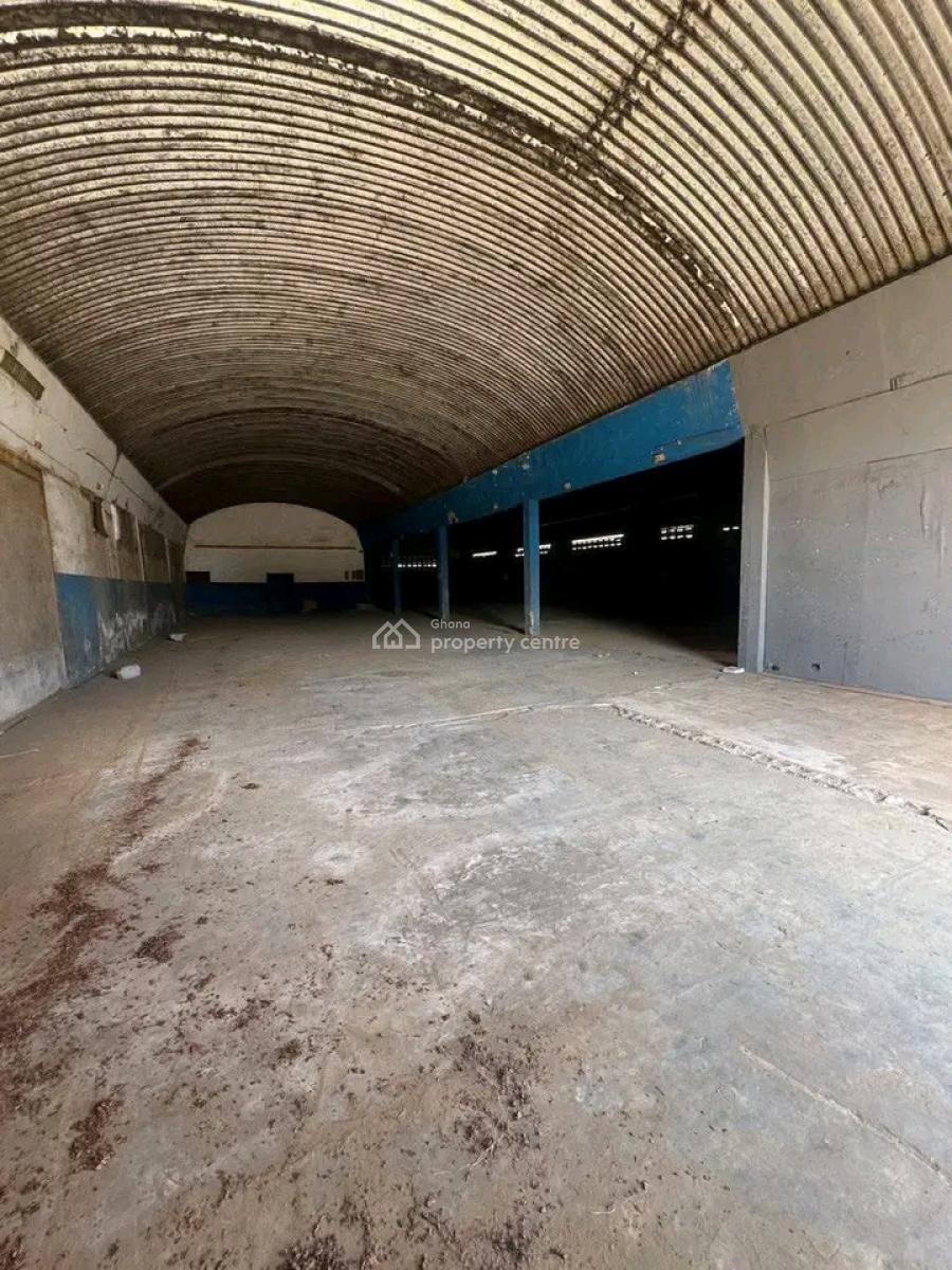 Warehouse in a Prime Location, Around Nestle, Tema Heavy Industrial Area, Tema, Accra, Commercial Property for Rent