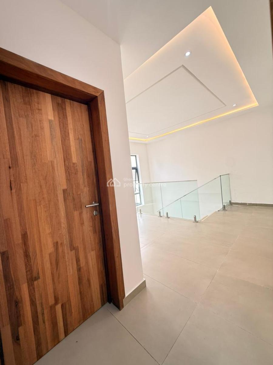 Executive 4 Bedrooms, East Legon, Accra, Townhouse for Sale