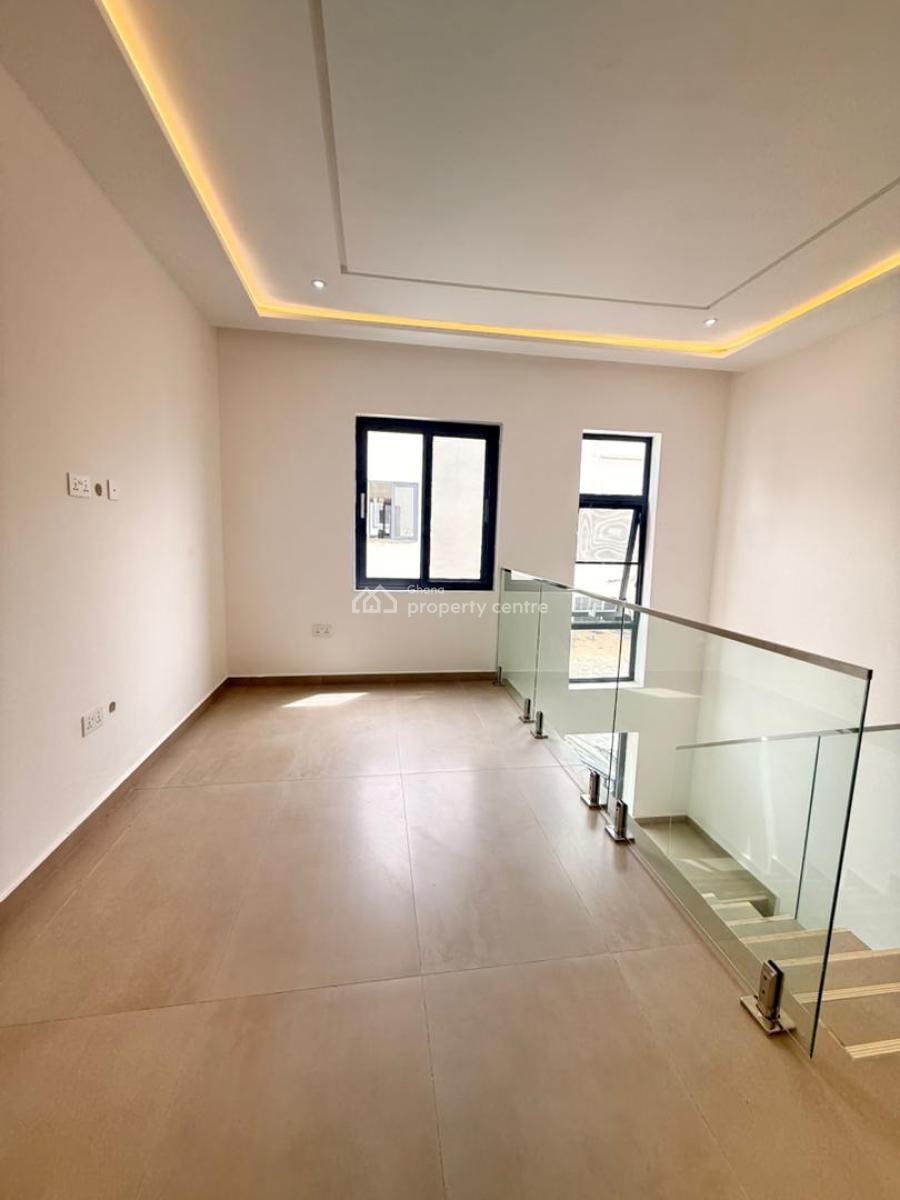 Executive 4 Bedrooms, East Legon, Accra, Townhouse for Sale