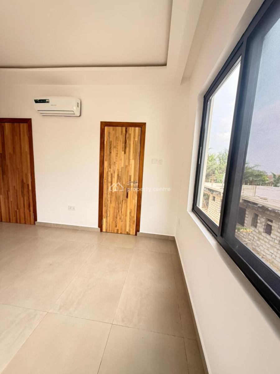 Executive 4 Bedrooms, East Legon, Accra, Townhouse for Sale