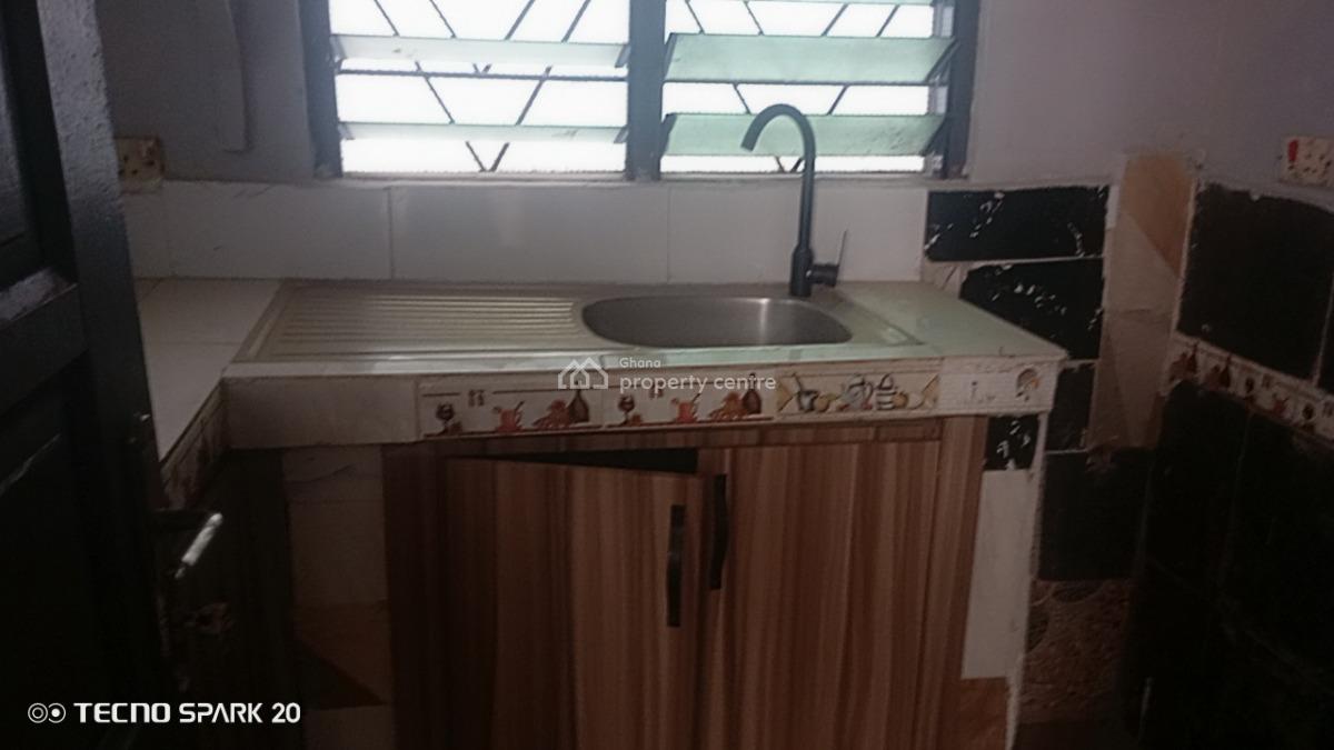 Chamber and Hall, Ecomog Haatso, Madina, La Nkwantanang Madina Municipal, Accra, Apartment for Rent