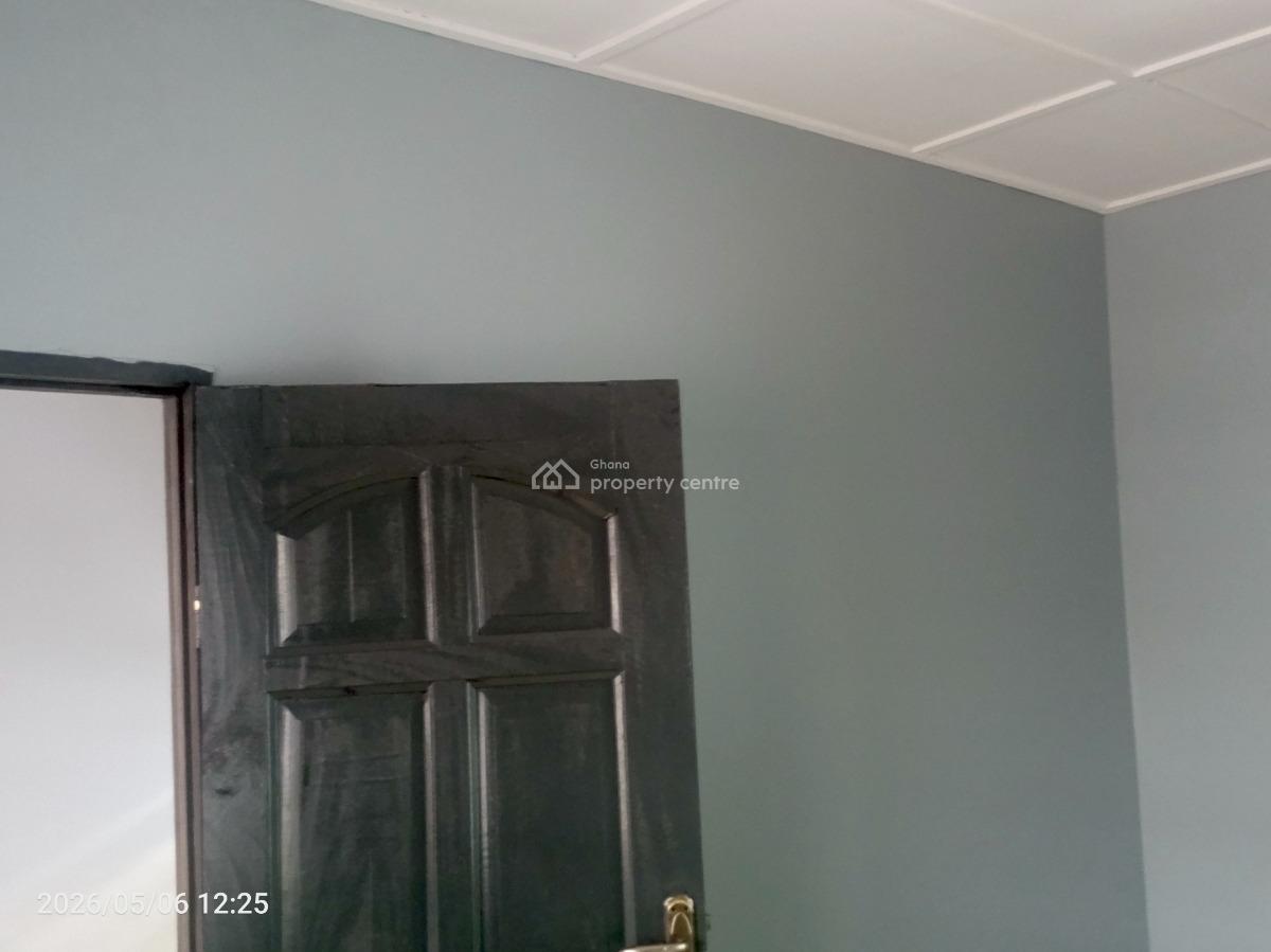 Chamber and Hall, Ecomog Haatso, Madina, La Nkwantanang Madina Municipal, Accra, Apartment for Rent