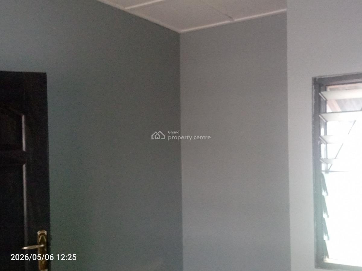Chamber and Hall, Ecomog Haatso, Madina, La Nkwantanang Madina Municipal, Accra, Apartment for Rent