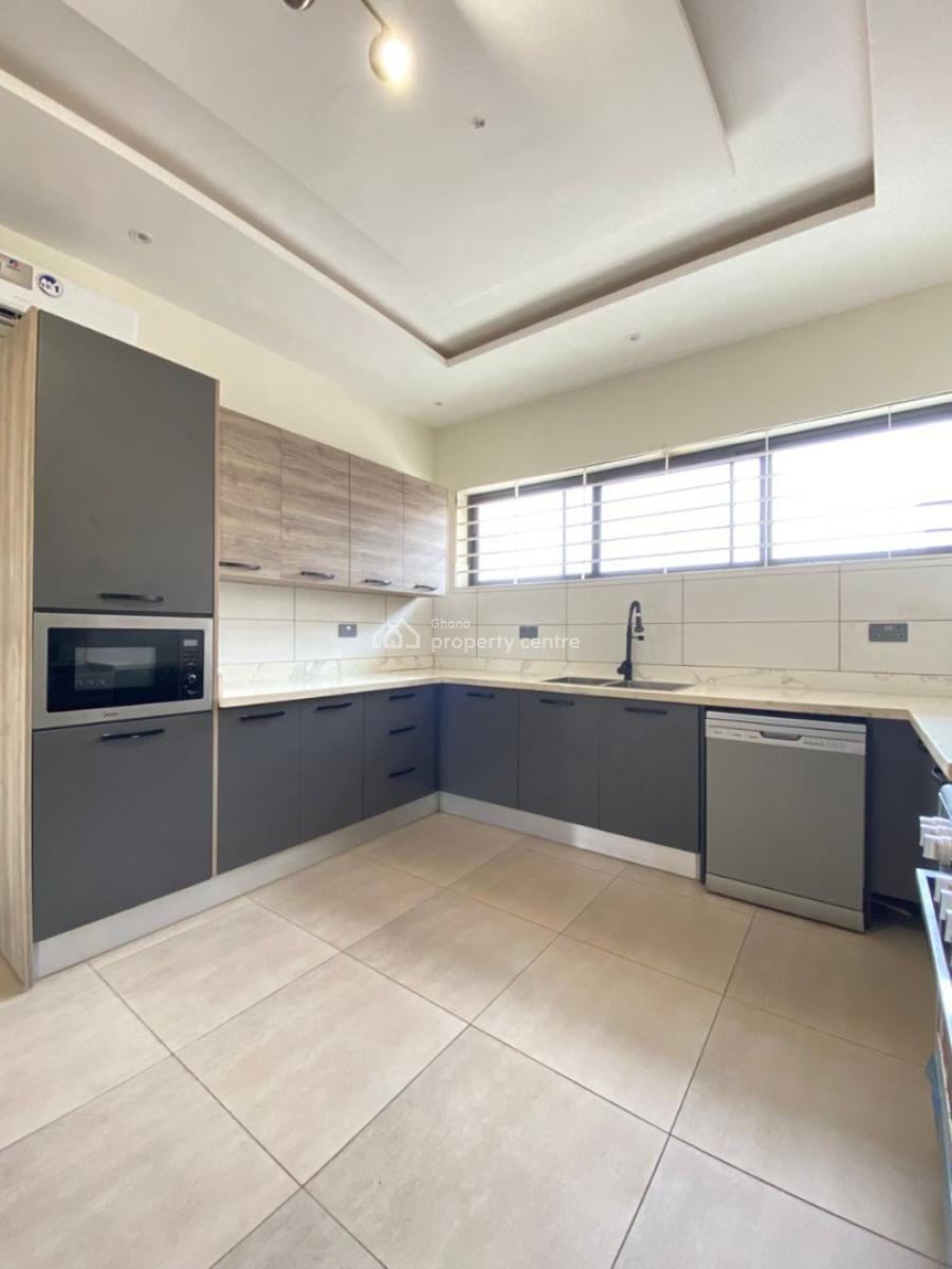 Executive 3.5 Bedroom, East Airport, Airport Residential Area, Accra, House for Rent