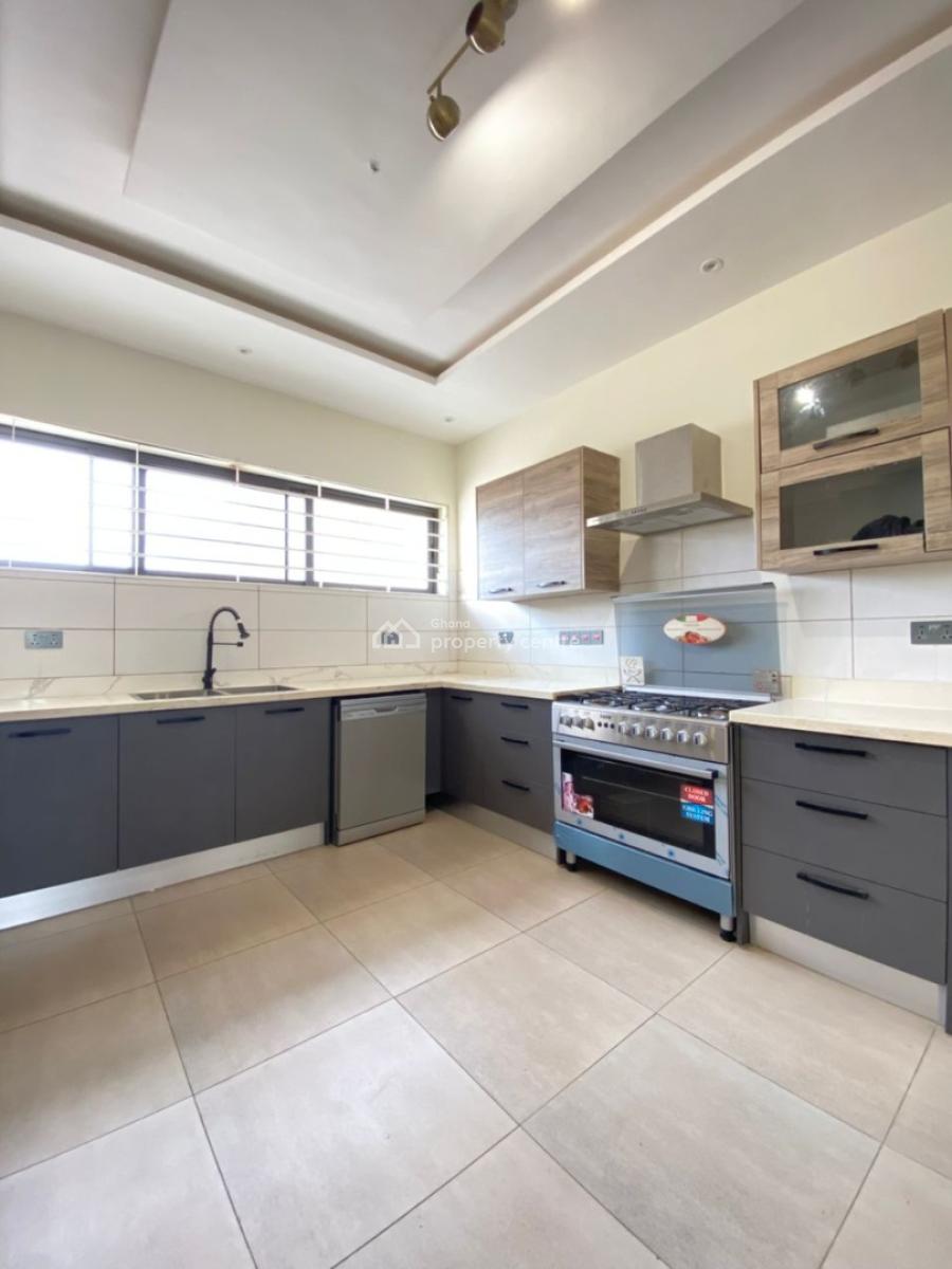 Executive 3.5 Bedroom, East Airport, Airport Residential Area, Accra, House for Rent