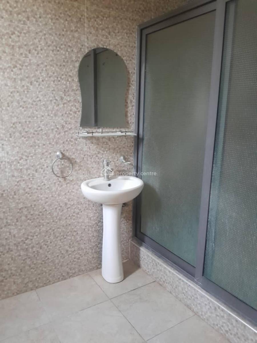Executive 2 Bedroom, Oyarifa, La Nkwantanang Madina Municipal, Accra, Apartment for Rent