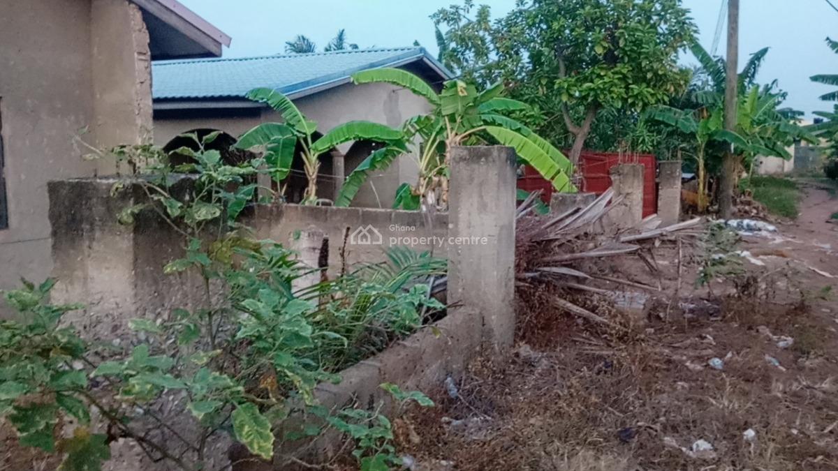 Land at Ashongman Pure Water, Manna Police Station, La Nkwantanang Madina Municipal, Accra, Mixed-use Land for Sale