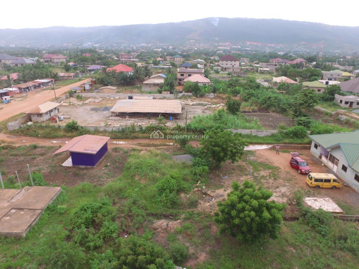 Plot of Land in a Good Location with Easy Acess., Ayi-kuma Road, Dodowa, Shai Osudoku, Accra, Residential Land for Sale