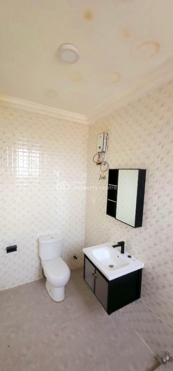 Executive 3 Bedrooms, Atomic Police Station Near  Haatso, Haatso, Ga East Municipal, Accra, Apartment for Rent