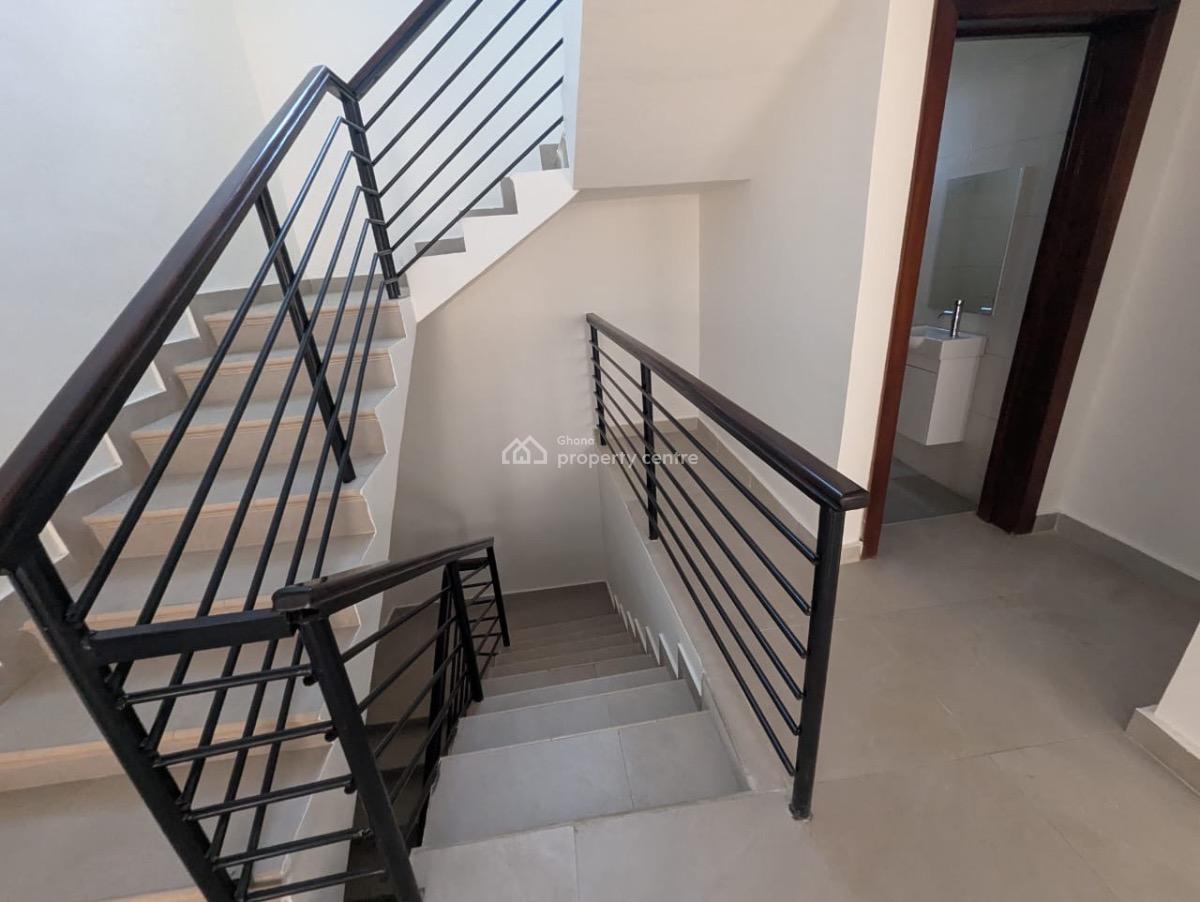 3 Bedroom House, Around The School, Achimota, Accra, Detached Duplex for Rent