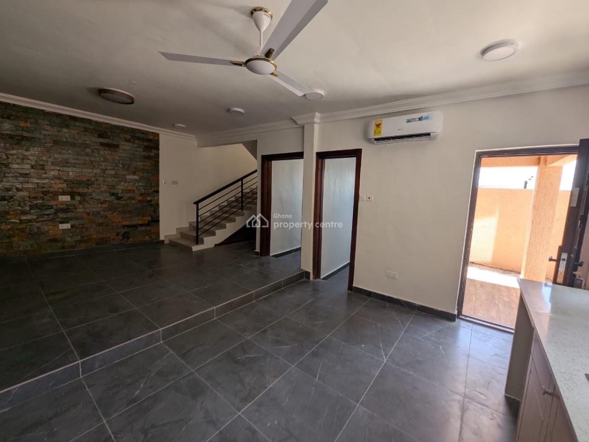 3 Bedroom House, Around The School, Achimota, Accra, Detached Duplex for Rent
