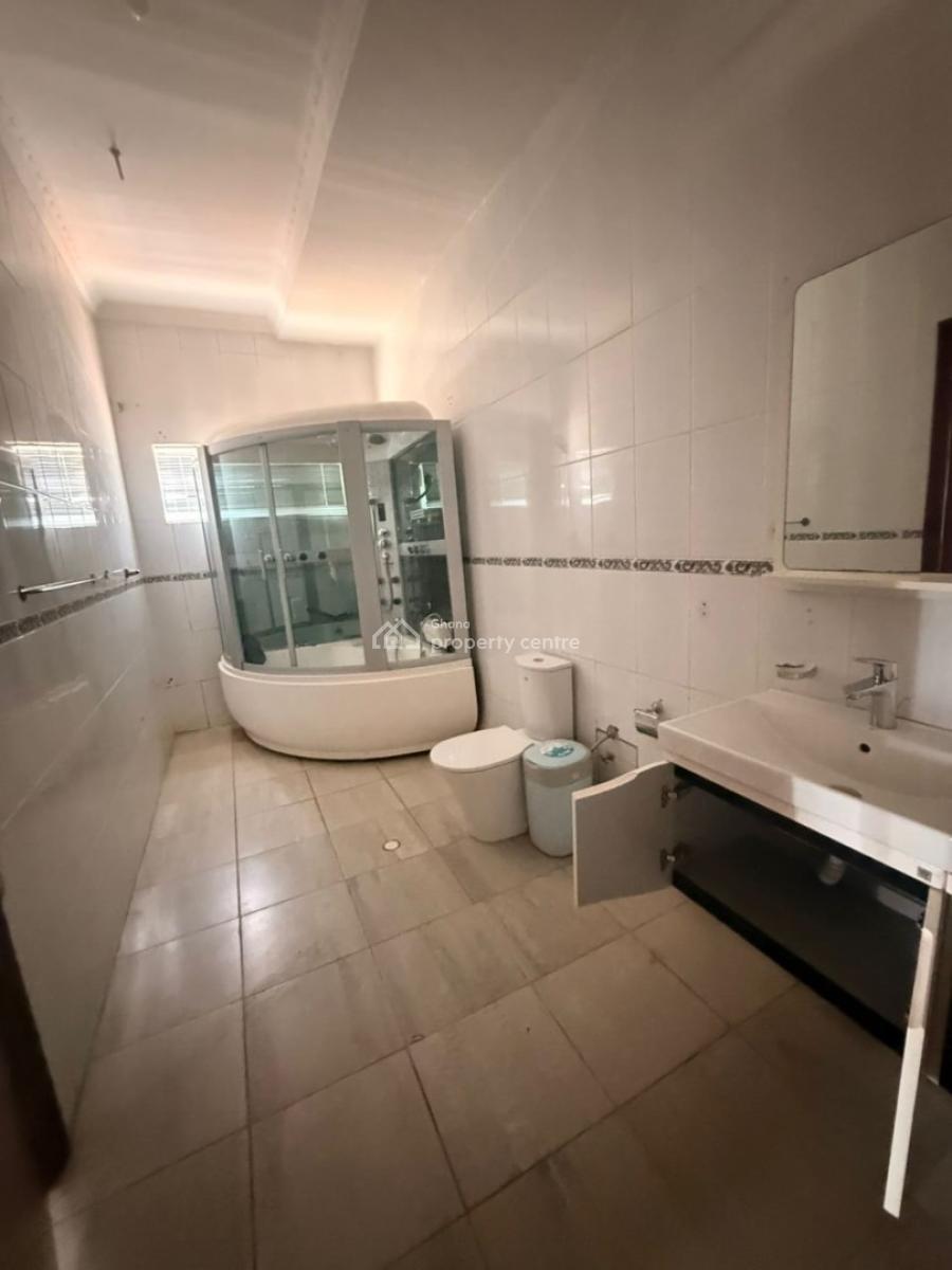 Executive Self Compound 4 Bedrooms, Cantonments, Accra, House for Rent