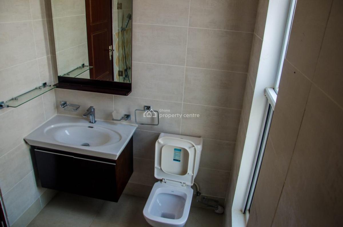 4 Bedroom Townhouse in a Gated Community with Pool and Fitness Center, Bush Road, Tse Addo, Accra, Detached Duplex for Rent