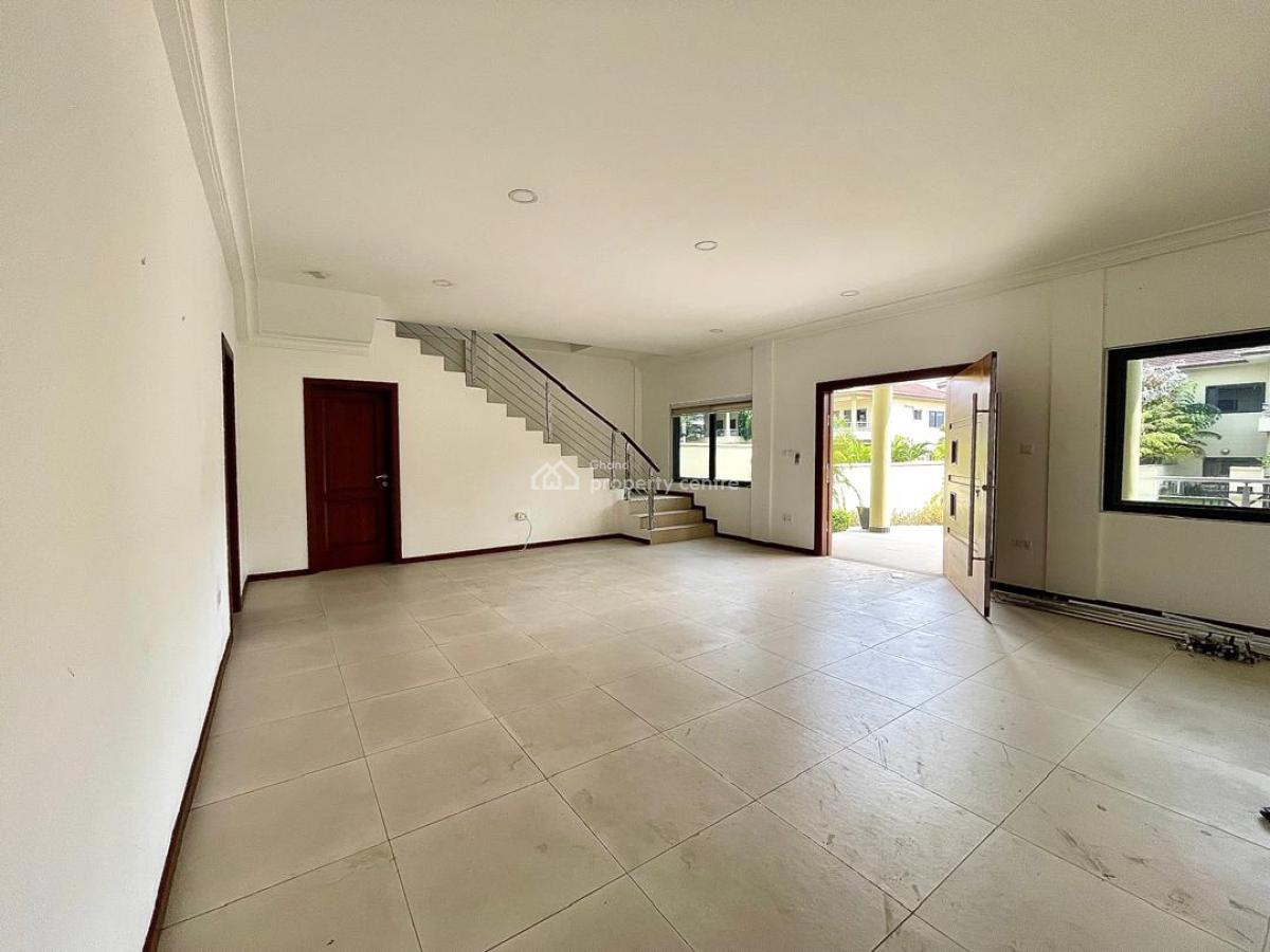 4 Bedroom Duplex with Staff Quarters in a Gated Community, Cantonments, Accra, Semi-detached Duplex for Rent