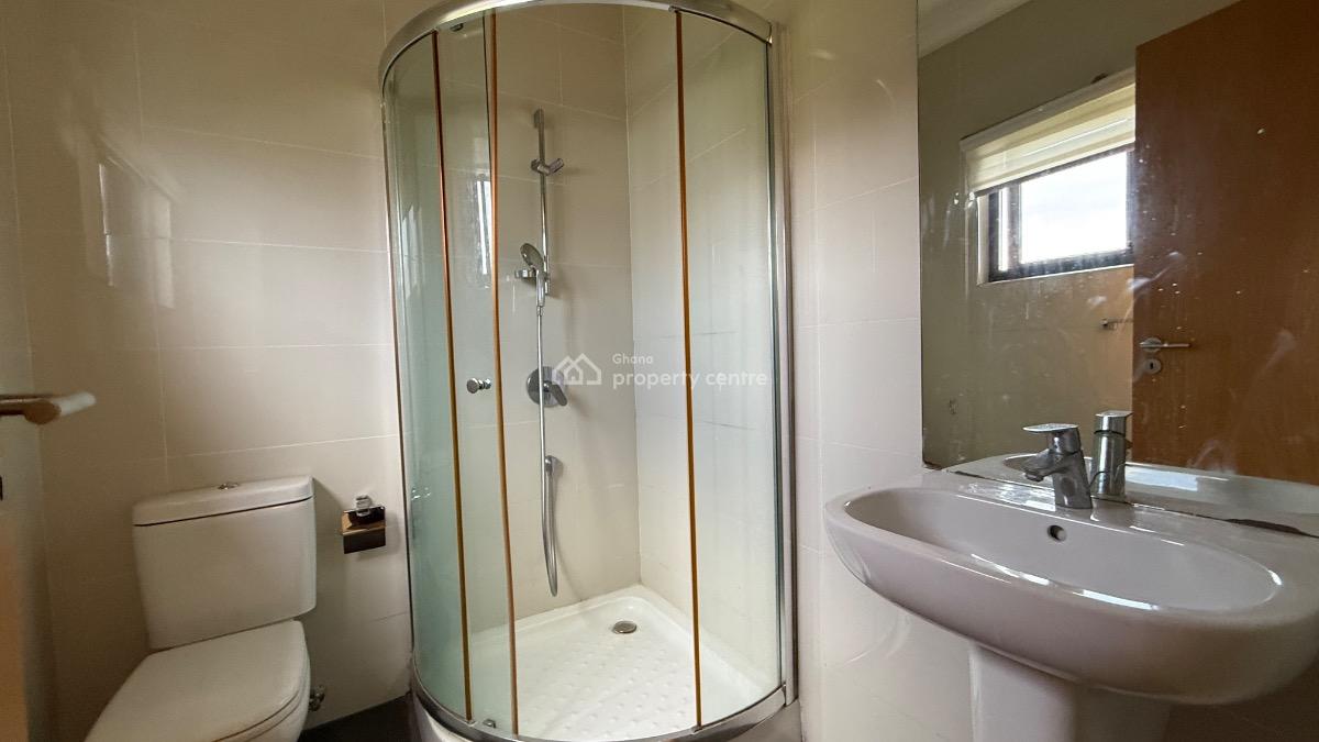 Furnished 4 Bed Duplex with Staff Room in a Gated Community with Pool, Cantonments, Accra, Semi-detached Duplex for Rent