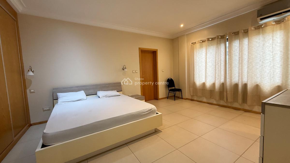 Furnished 4 Bed Duplex with Staff Room in a Gated Community with Pool, Cantonments, Accra, Semi-detached Duplex for Rent