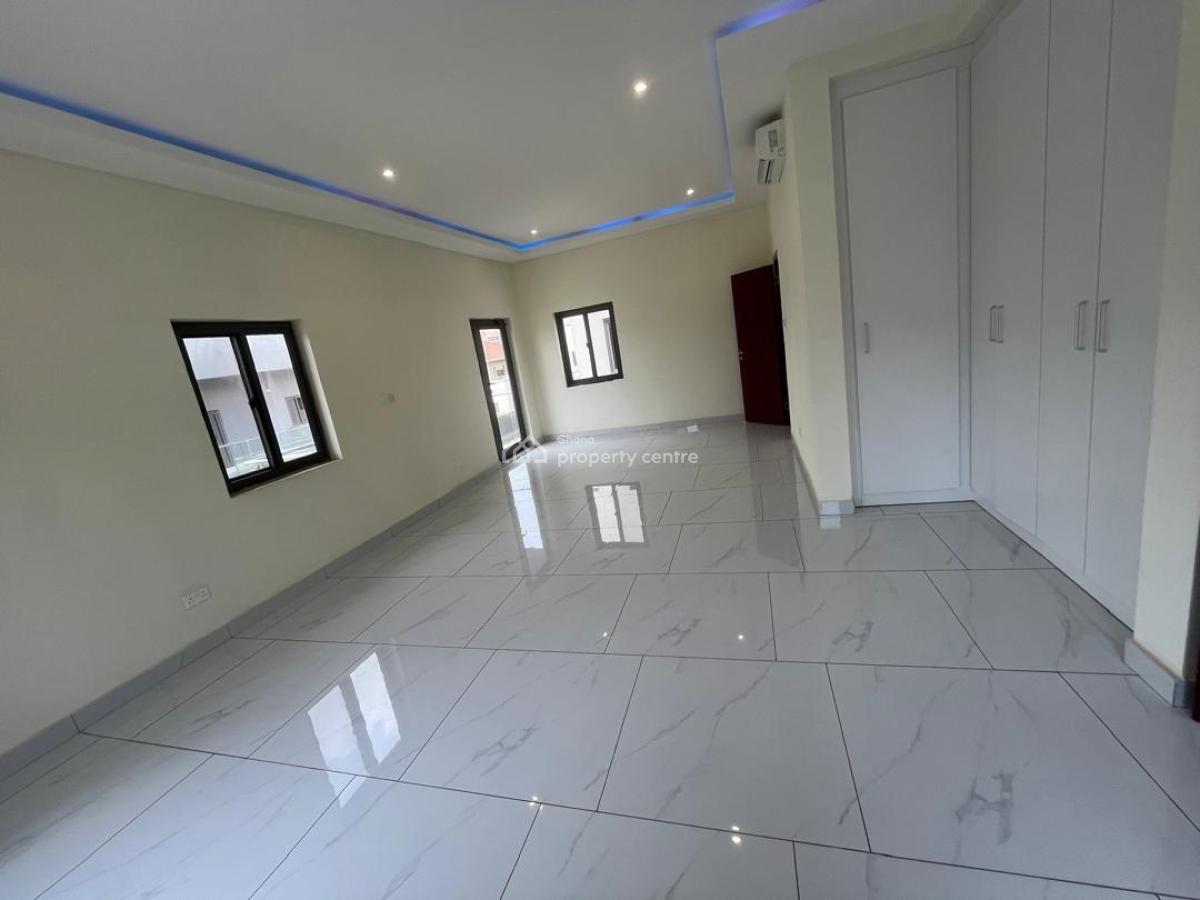 Executive 4 Bedrooms, Nanakrom, La Nkwantanang Madina Municipal, Accra, House for Rent