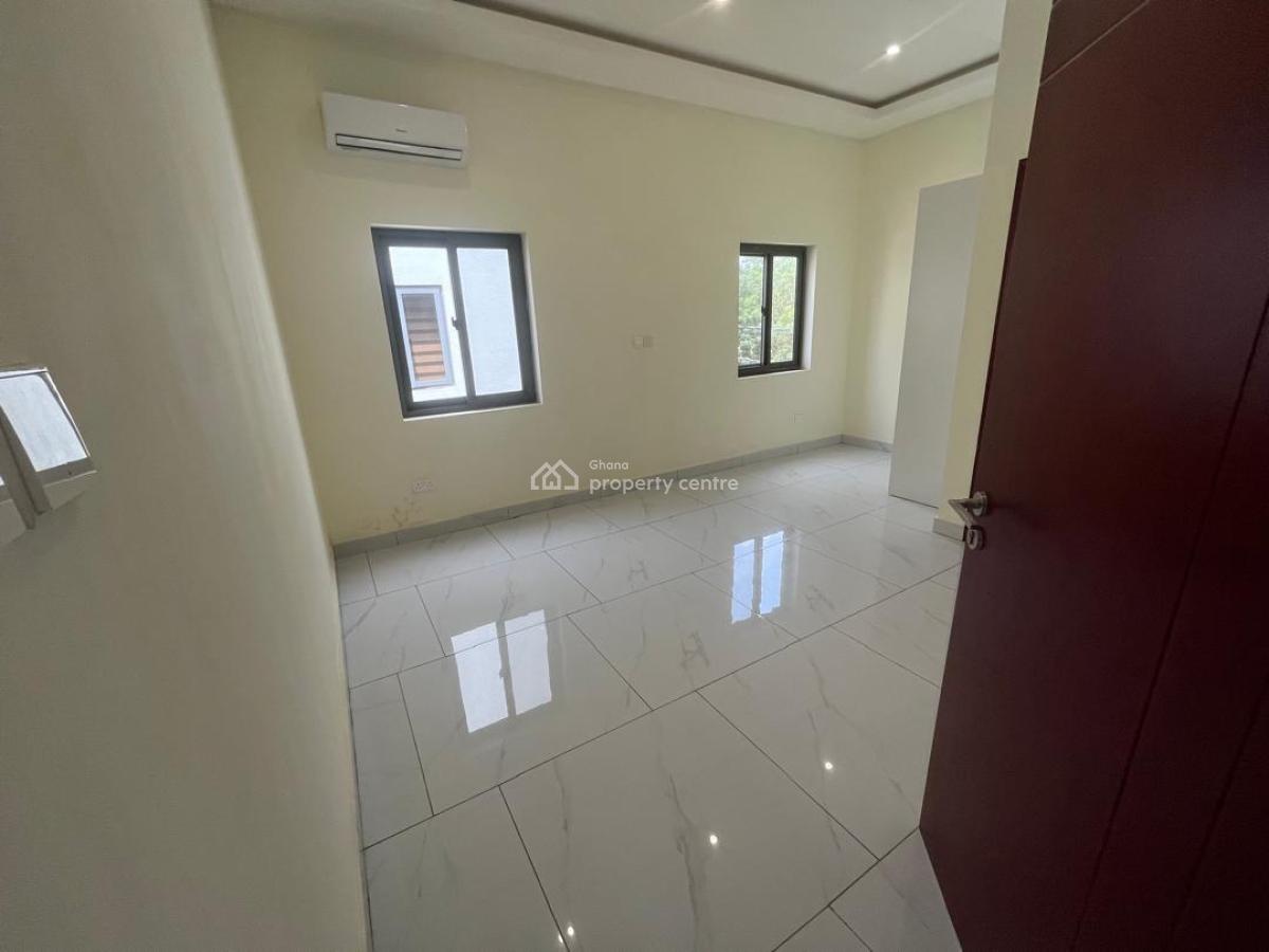 Executive 4 Bedrooms, Nanakrom, La Nkwantanang Madina Municipal, Accra, House for Rent