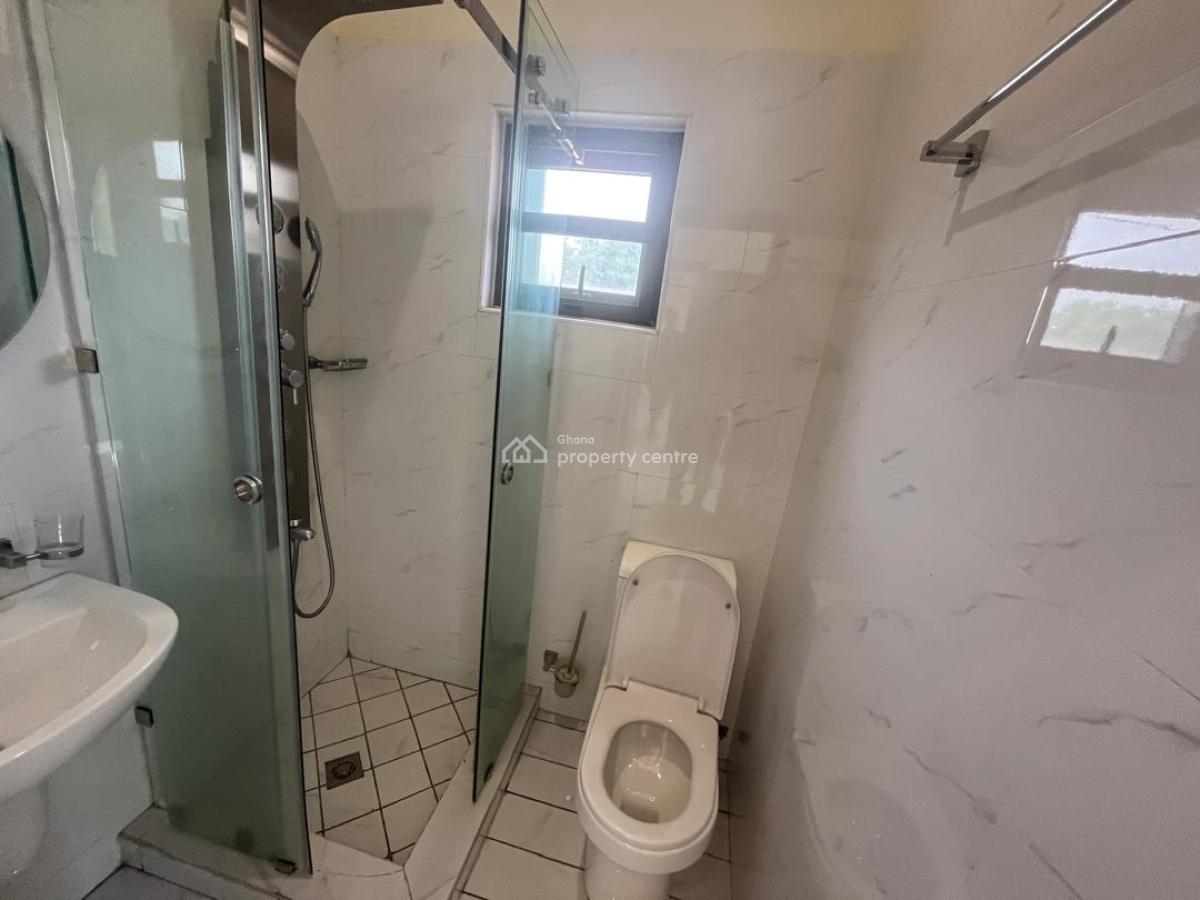 Executive 4 Bedrooms, Nanakrom, La Nkwantanang Madina Municipal, Accra, House for Rent