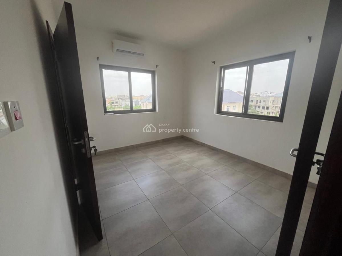 Executive Two Bedrooms, Nanakrom, La Nkwantanang Madina Municipal, Accra, Apartment for Rent