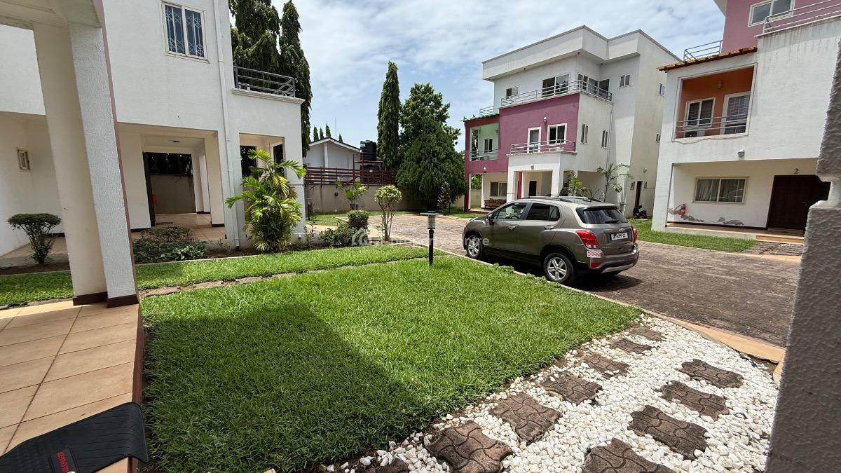 4 Bedroom Townhouse with Staff Quarters in a Gated Community, Cantonments, Accra, Townhouse for Rent