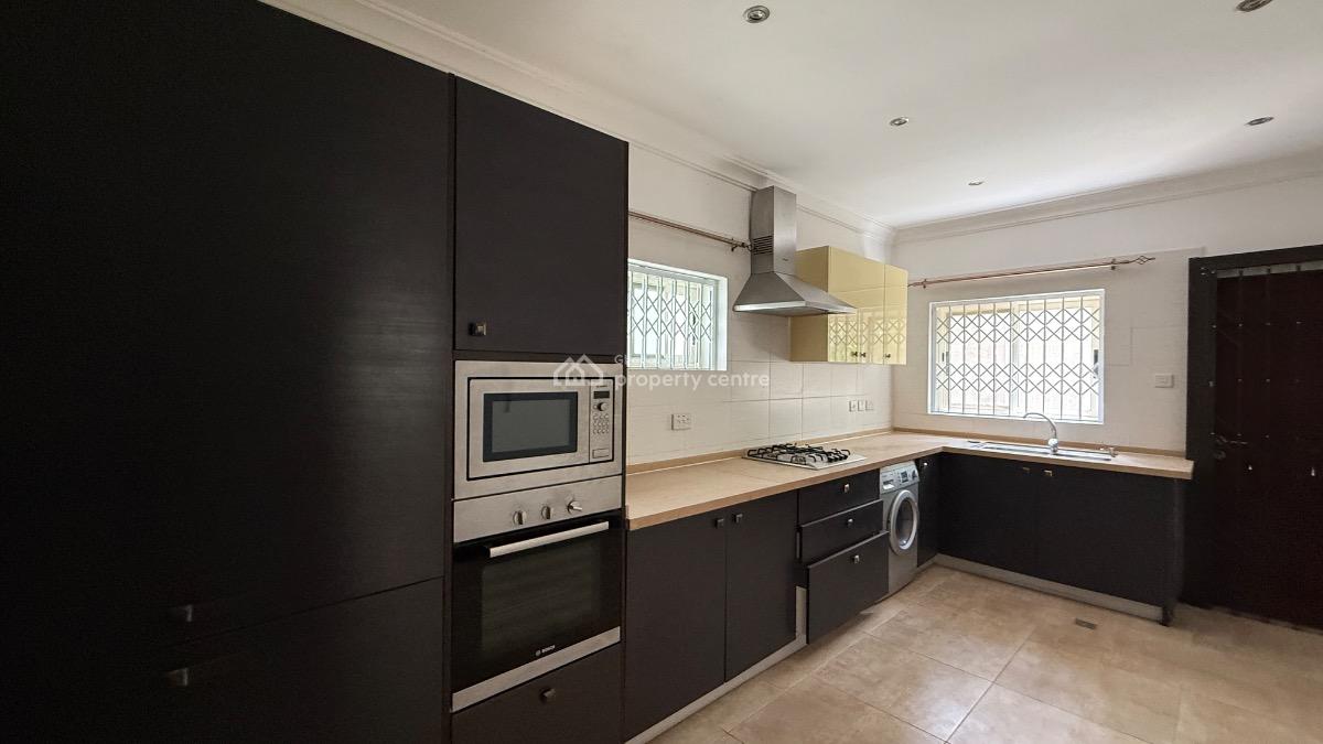 4 Bedroom Townhouse with Staff Quarters in a Gated Community, Cantonments, Accra, Townhouse for Rent