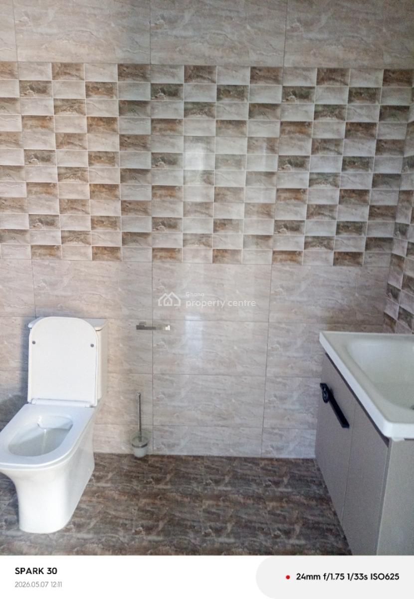 2-bedrooms, By Vra Hospital, Osu, Accra, Apartment for Rent
