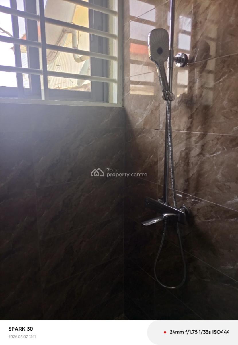 2-bedrooms, By Vra Hospital, Osu, Accra, Apartment for Rent