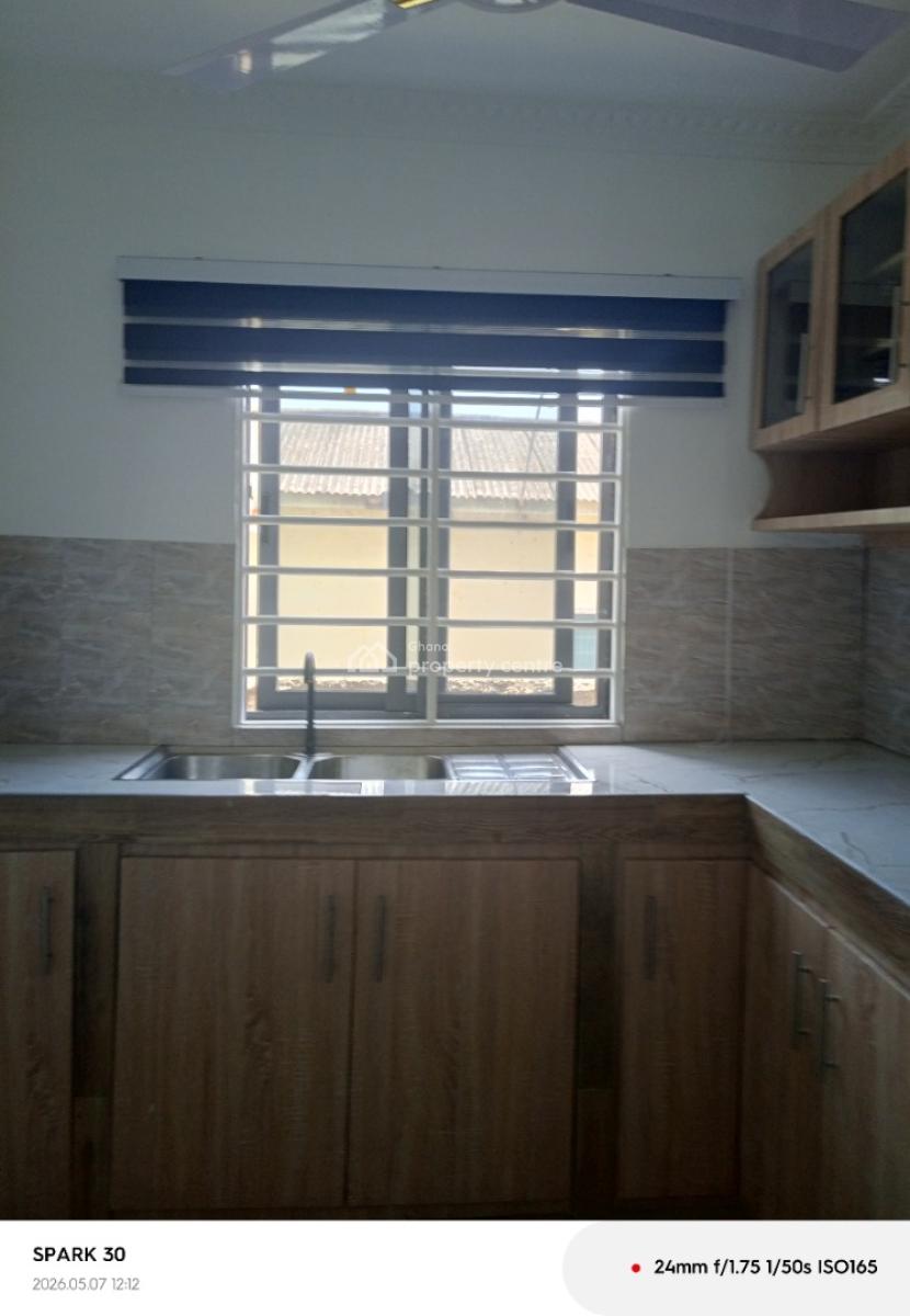 2-bedrooms, By Vra Hospital, Osu, Accra, Apartment for Rent