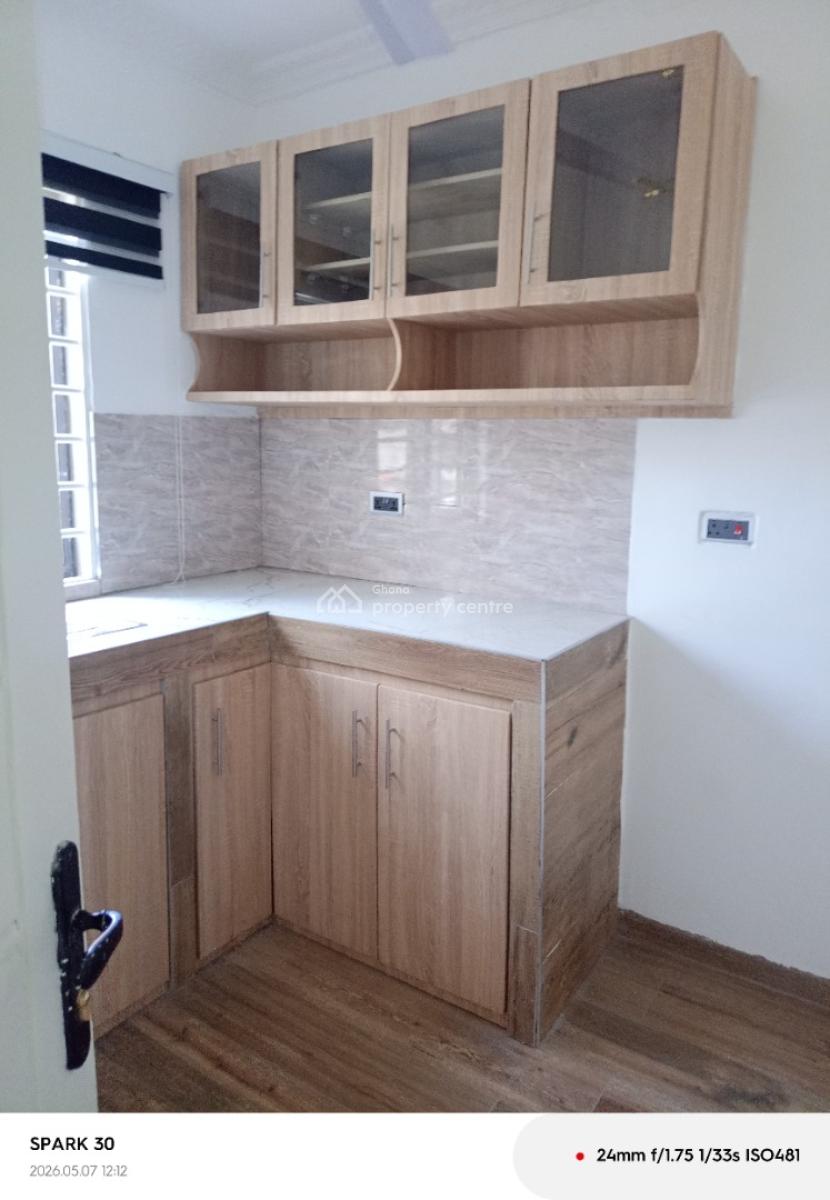 2-bedrooms, By Vra Hospital, Osu, Accra, Apartment for Rent