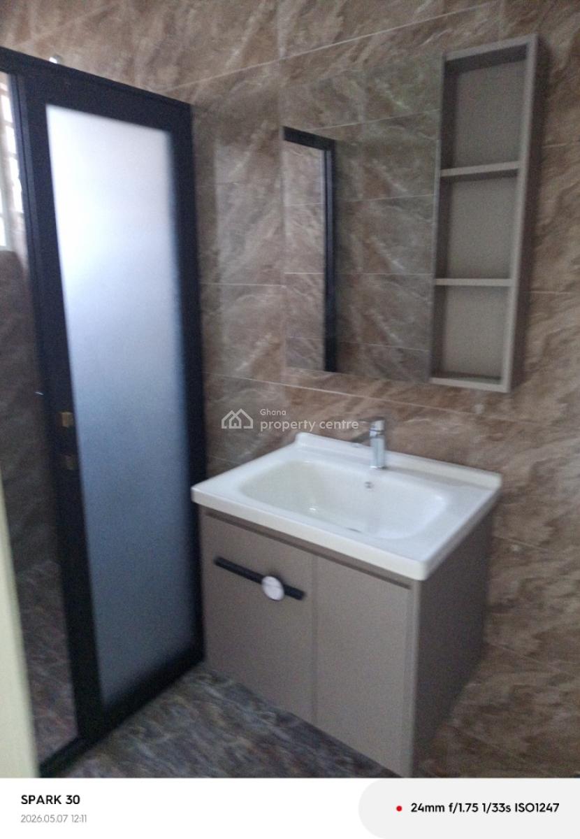 2-bedrooms, By Vra Hospital, Osu, Accra, Apartment for Rent