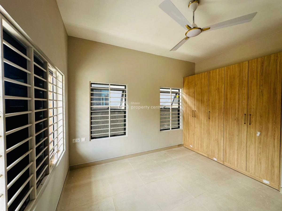 Executive 2 Bedrooms House, Oyarifa Tollbooth, La Nkwantanang Madina Municipal, Accra, House for Sale