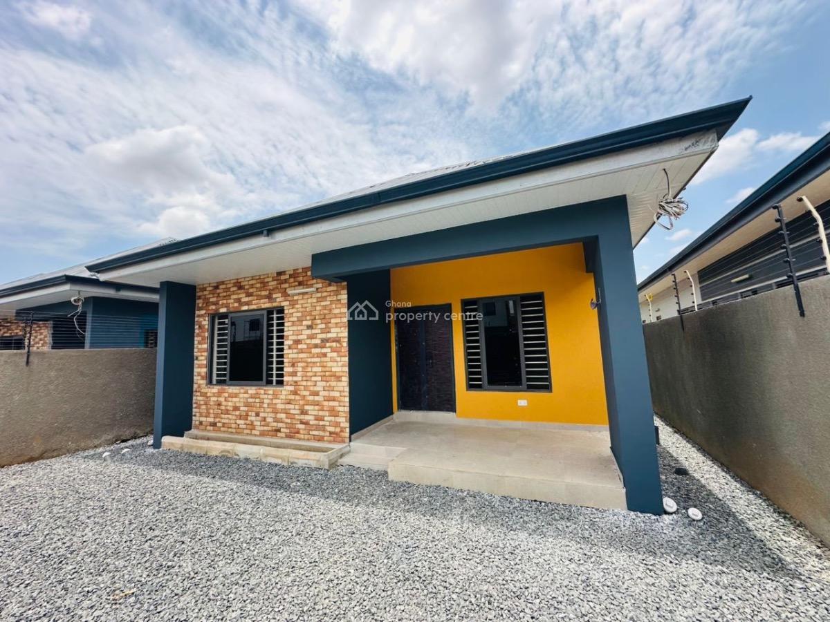 Executive 2 Bedroom House, Oyarifa,tollbooth, Oyarifa, La Nkwantanang Madina Municipal, Accra, House for Sale