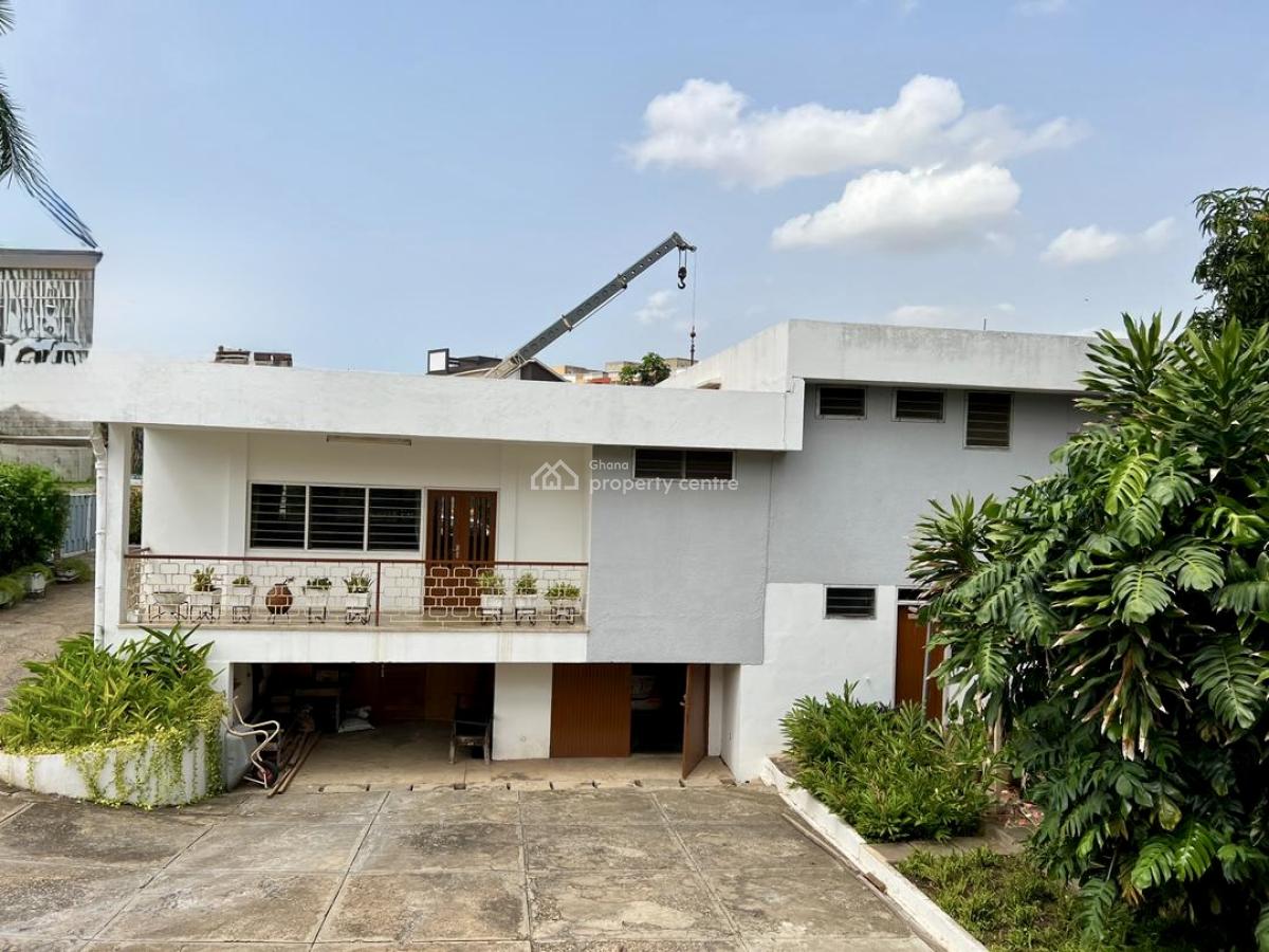 4 Bedroom House with Staff Quarters, Airport Residential Area, Accra, Detached Duplex for Rent