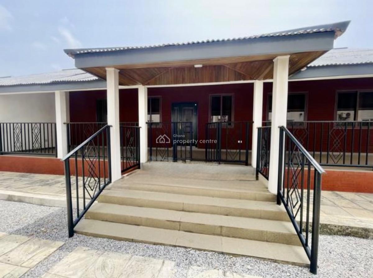 Detached 4 Bedroom Bungalow with Staff Quarters, North Ridge, Accra, Detached Bungalow for Rent