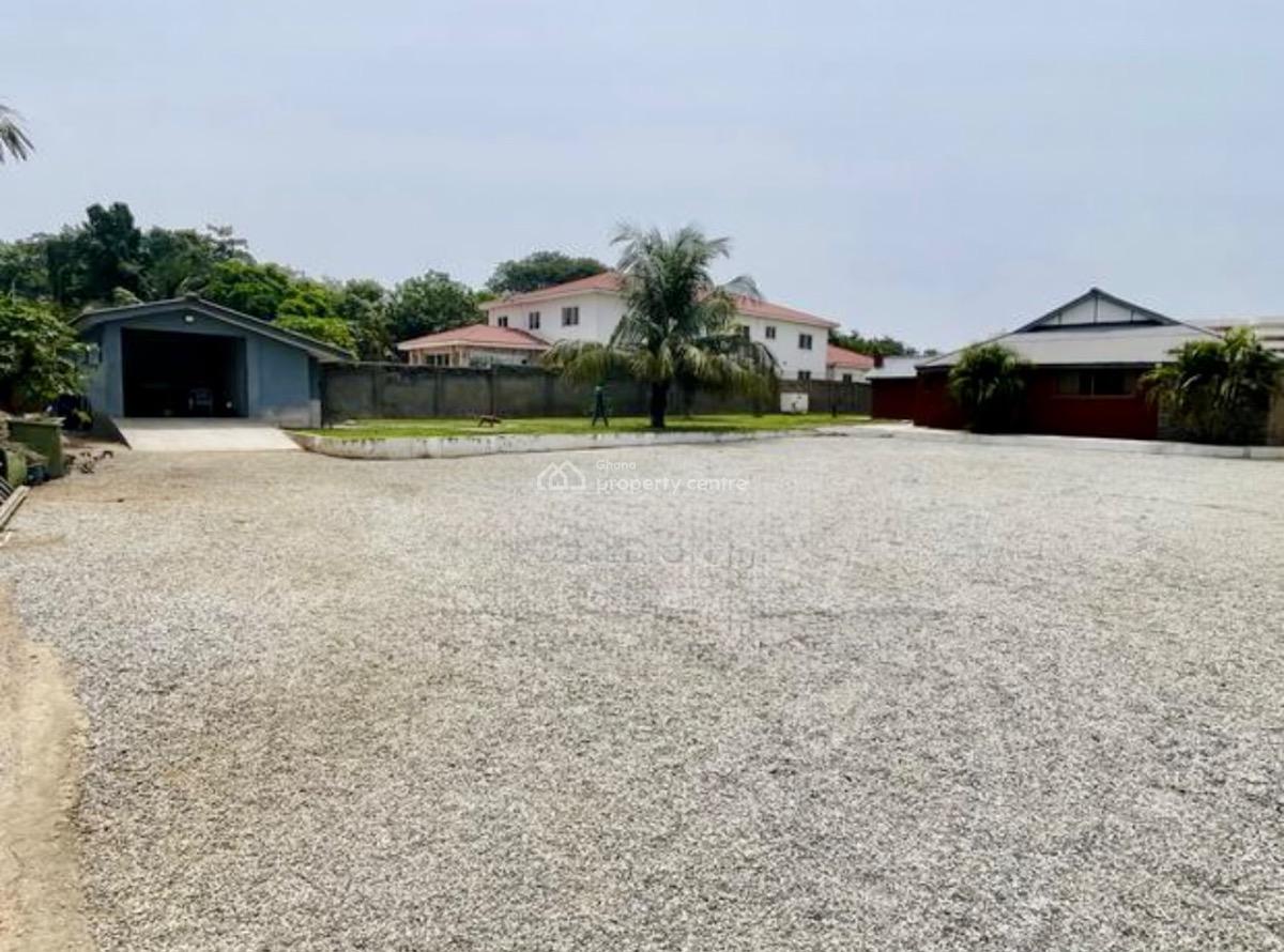 Detached 4 Bedroom Bungalow with Staff Quarters, North Ridge, Accra, Detached Bungalow for Rent