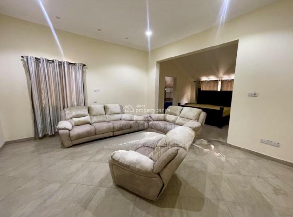 Detached 4 Bedroom Bungalow with Staff Quarters, North Ridge, Accra, Detached Bungalow for Rent