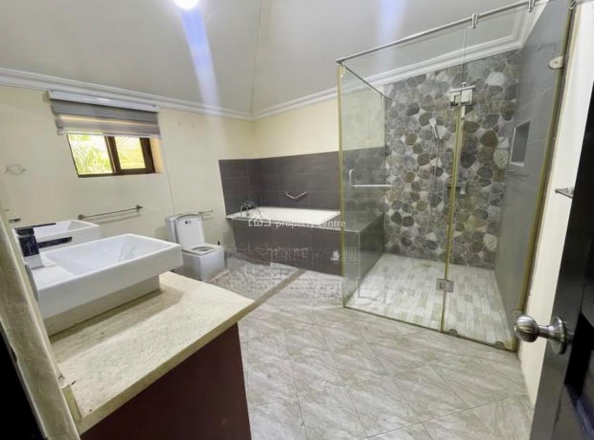 Detached 4 Bedroom Bungalow with Staff Quarters, North Ridge, Accra, Detached Bungalow for Rent