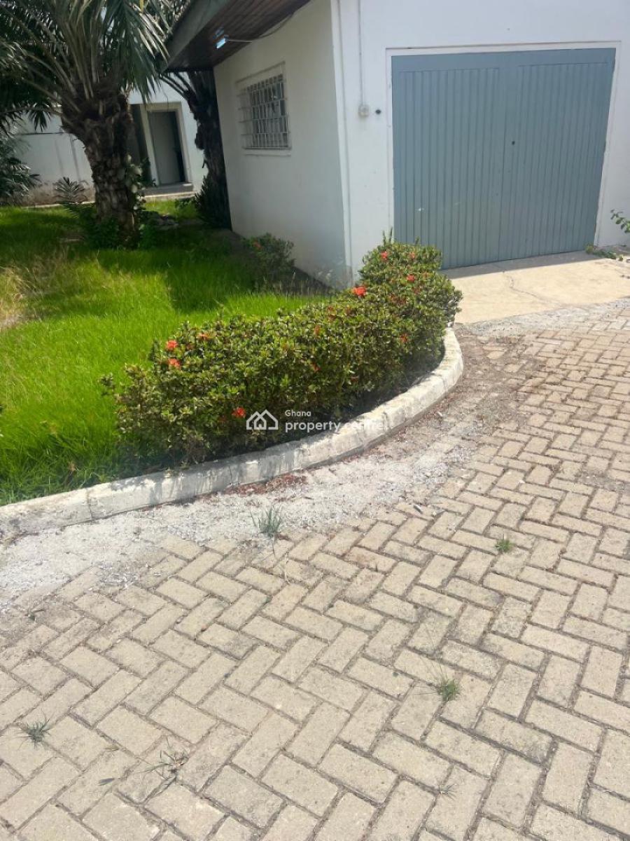 Detached 4 Bedroom Duplex with 2 Bedroom Staff Quarters, Cantonments, Accra, Detached Duplex for Rent