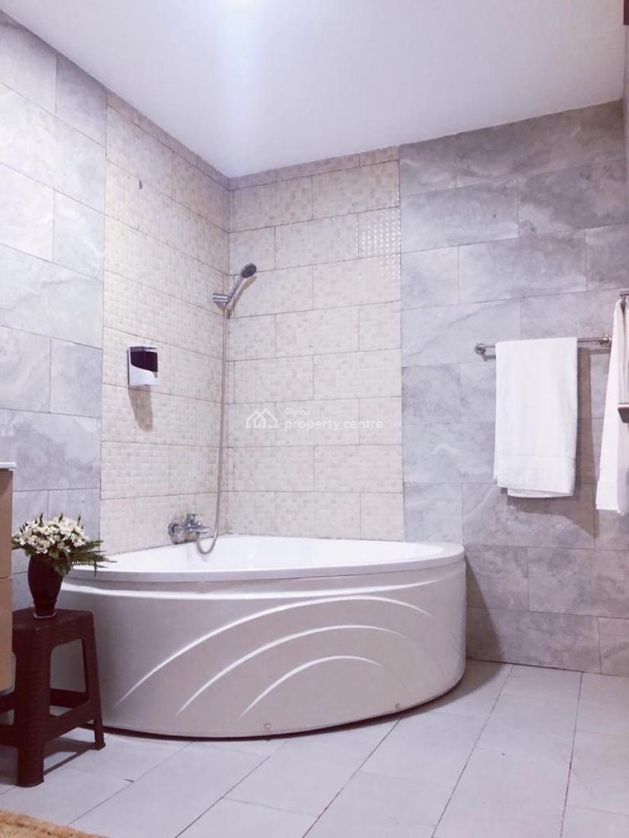 3-bedrooms at Osu, The Browns Realtor . Osu Around Republic Bar, Osu, Accra, Apartment for Rent