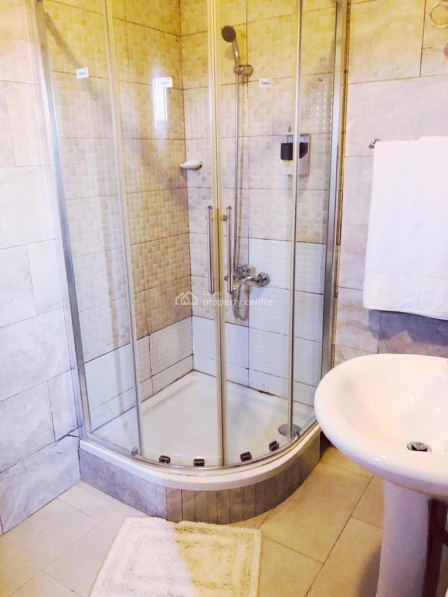 3-bedrooms at Osu, The Browns Realtor . Osu Around Republic Bar, Osu, Accra, Apartment for Rent