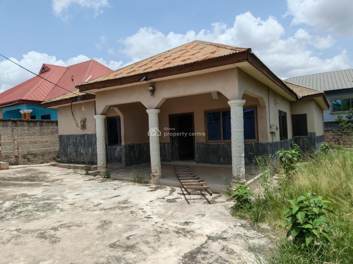 4 Bedrooms, Kenyasi Brofoyeduru / Bosore., Kumasi Metropolitan, Ashanti, House for Sale