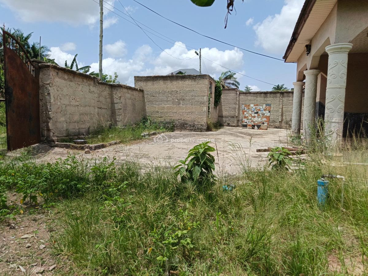 4 Bedrooms, Kenyasi Brofoyeduru / Bosore., Kumasi Metropolitan, Ashanti, House for Sale