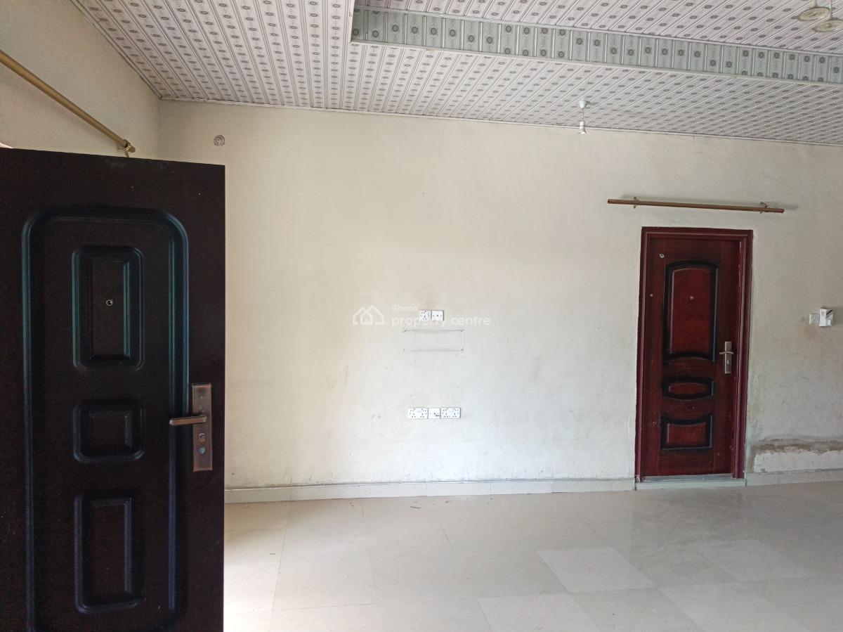 4 Bedrooms, Kenyasi Brofoyeduru / Bosore., Kumasi Metropolitan, Ashanti, House for Sale