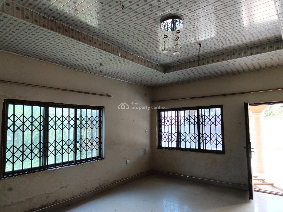 4 Bedrooms, Kenyasi Brofoyeduru / Bosore., Kumasi Metropolitan, Ashanti, House for Sale