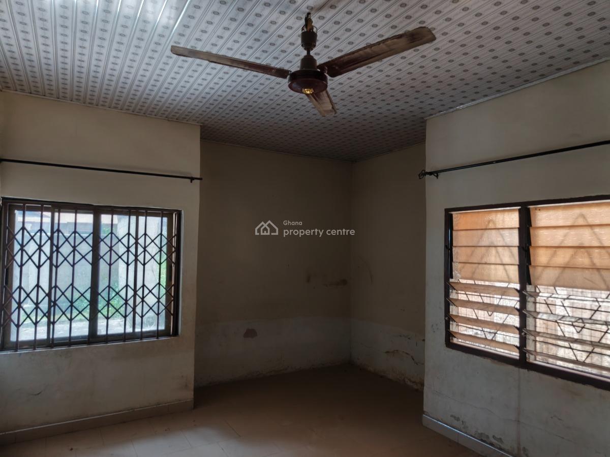 4 Bedrooms, Kenyasi Brofoyeduru / Bosore., Kumasi Metropolitan, Ashanti, House for Sale