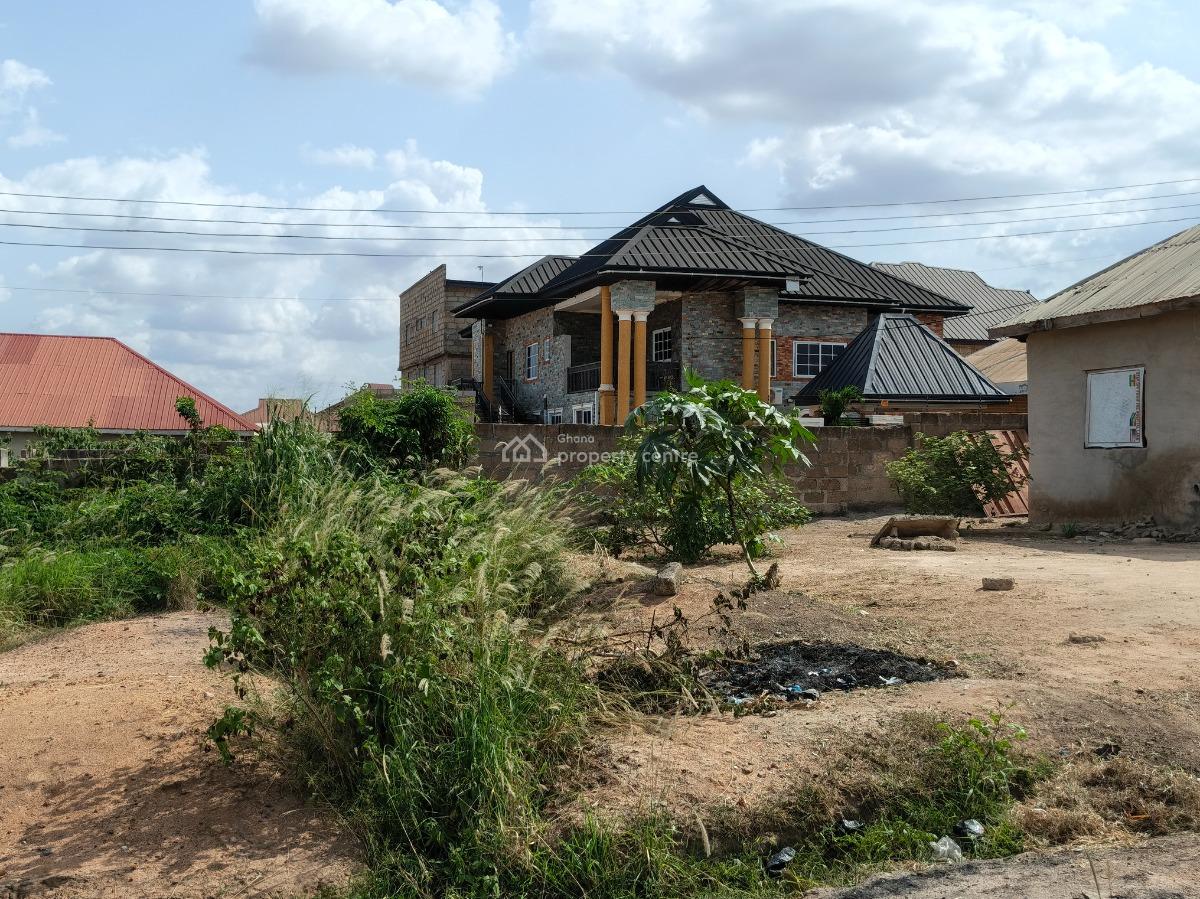3 Plots.   ( 3rd Plots Away From The Main Road), Kenyasi Abrem, on Abrem Achiase Road., Kumasi Metropolitan, Ashanti, Residential Land for Sale
