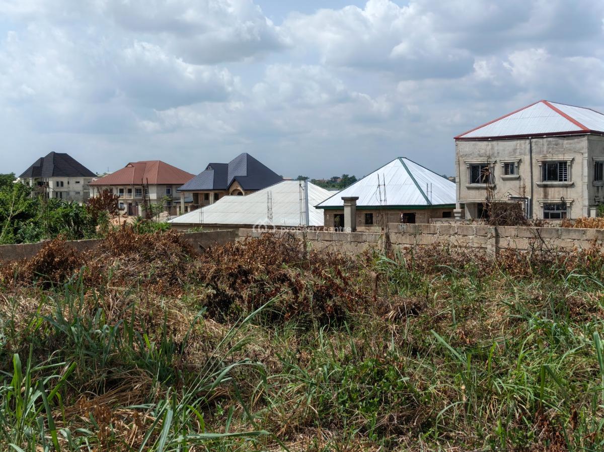Plot.    ( Fence Walled) Near Main Road., Antoa, Near Kenyasi Abrem., Kumasi Metropolitan, Ashanti, Residential Land for Sale