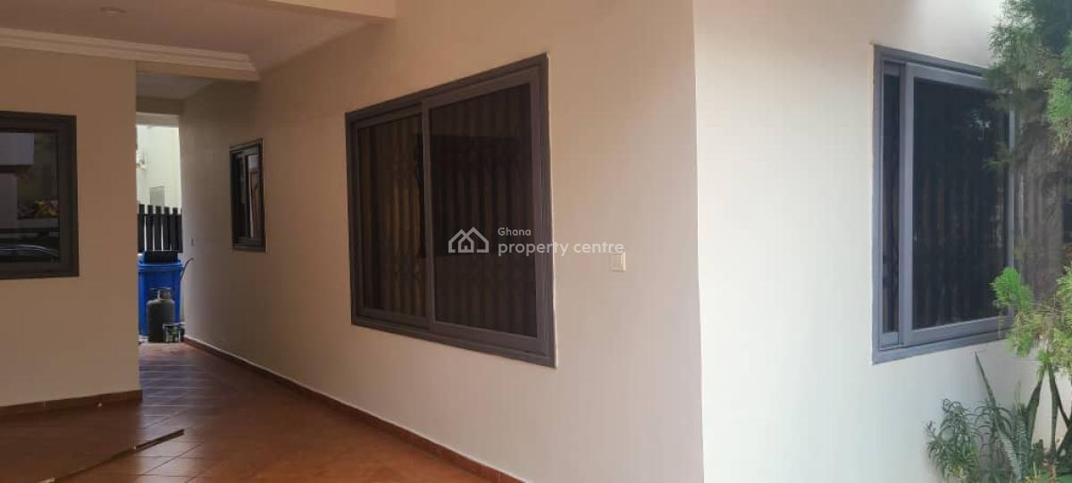 3-bedrooms Fully Finished Townhouse, The Browns Realtor. Dzorwulu, Dzorwulu, Accra, Townhouse for Rent