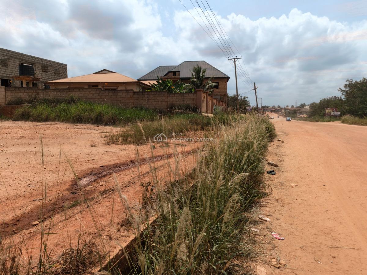 Plot.     ( Highway Road Side), Antoa/ Adesina/ Bonwire Road, Near Kenyasi Abrem., Kumasi Metropolitan, Ashanti, Land for Sale